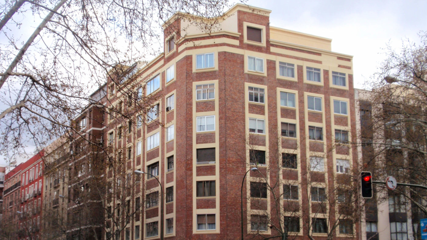 Rehabilitación fachada Maria Molina